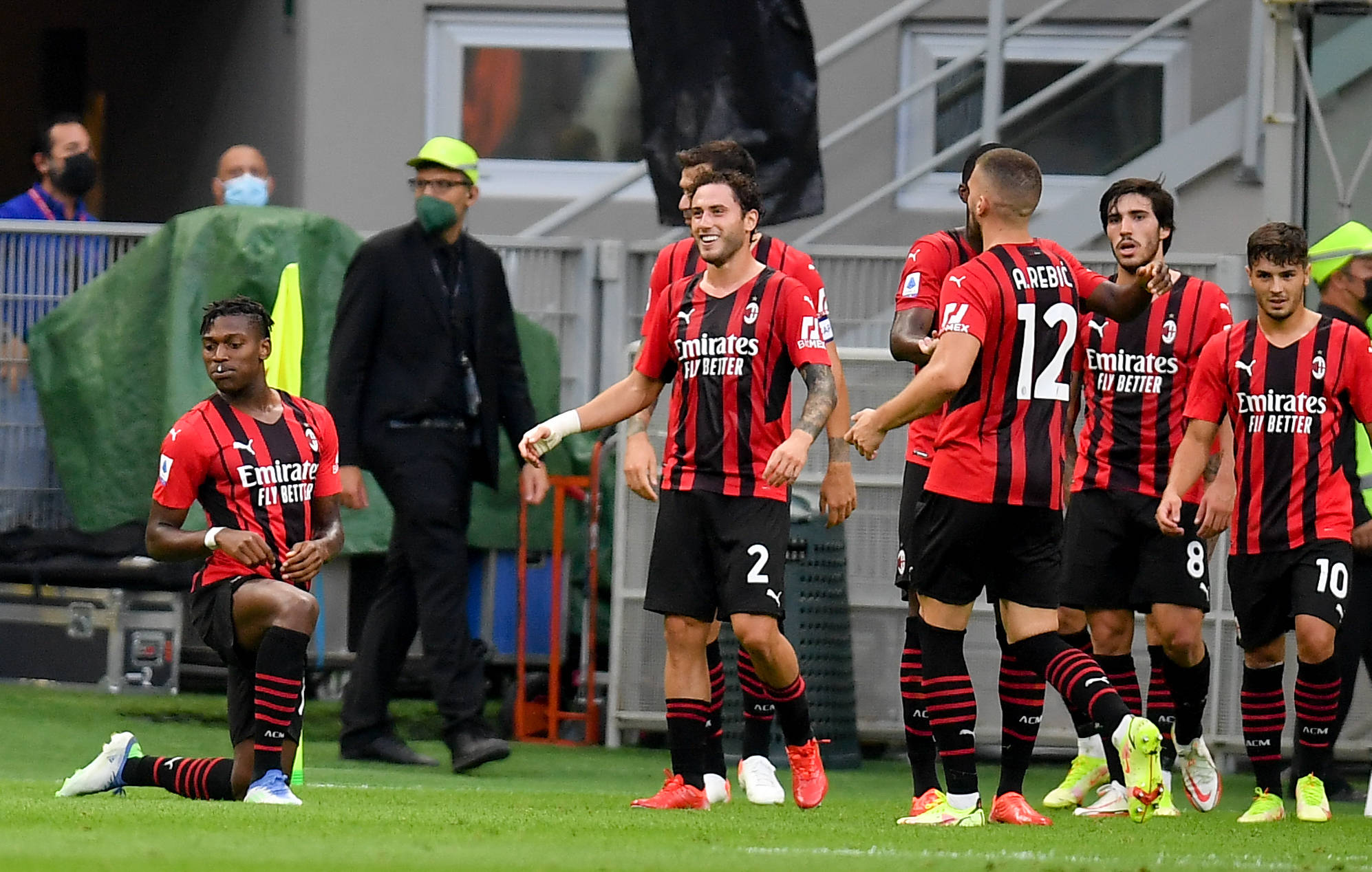 新鹏城官方：埃杜-加西亚将在合同期满后正式离队